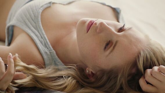 Сводный брат наказал сестру аналом